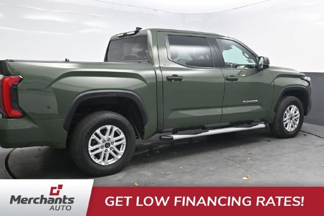 Used 2022 Green Toyota SR5 image 8