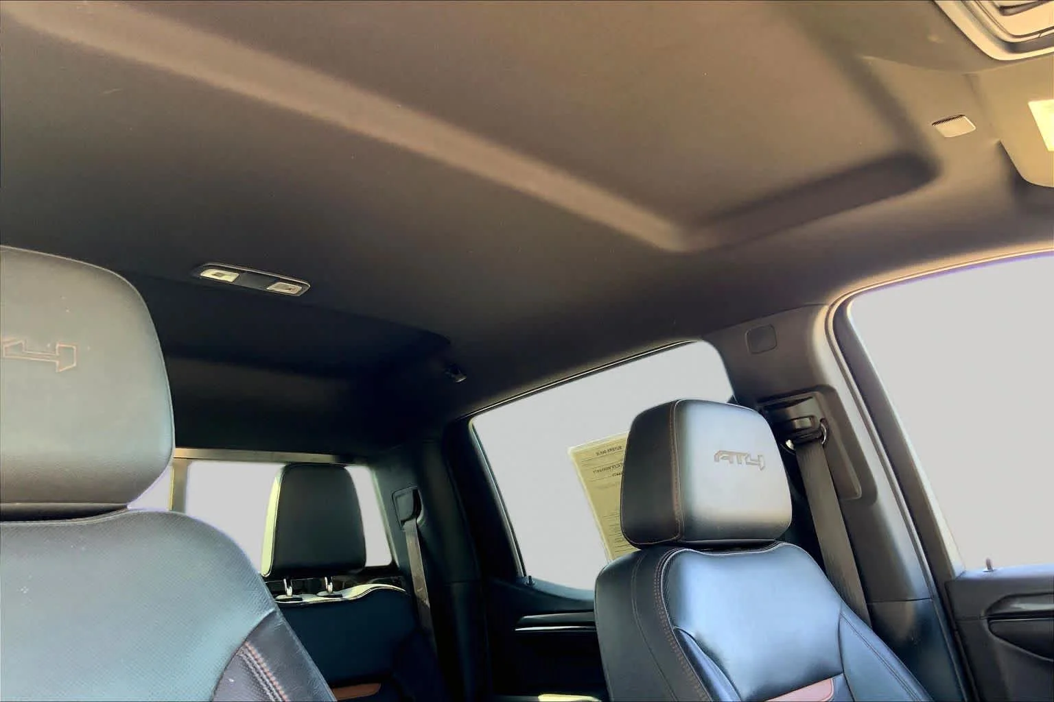 Used 2022 DYNAMIC BLUE METALLIC GMC AT4 image 13