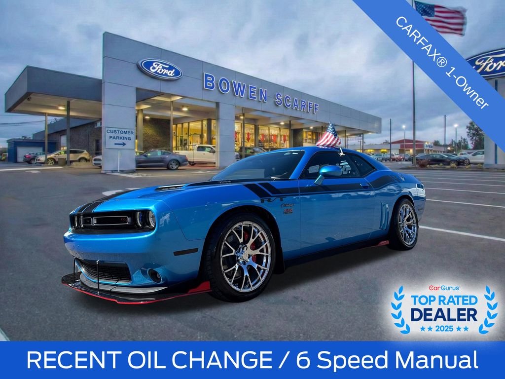 2015 Dodge Challenger R/T Plus's photo