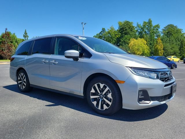 2025 Honda Odyssey EX-L - Photo 3