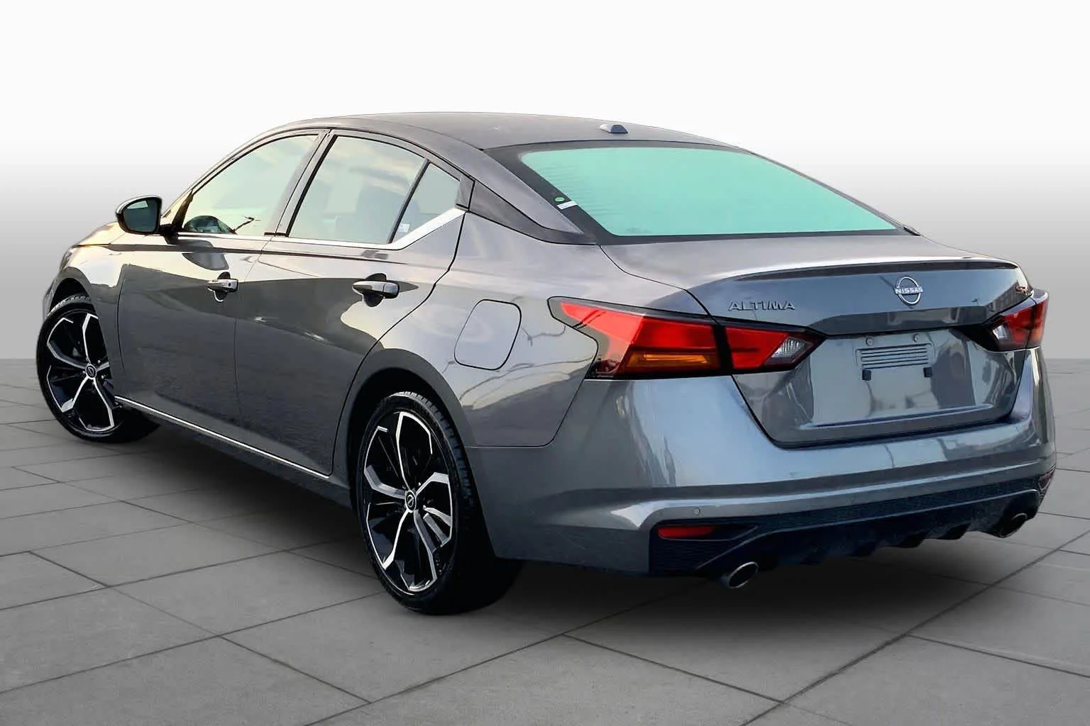 Used 2024 Gun Metallic Nissan 2.5 SR image 11