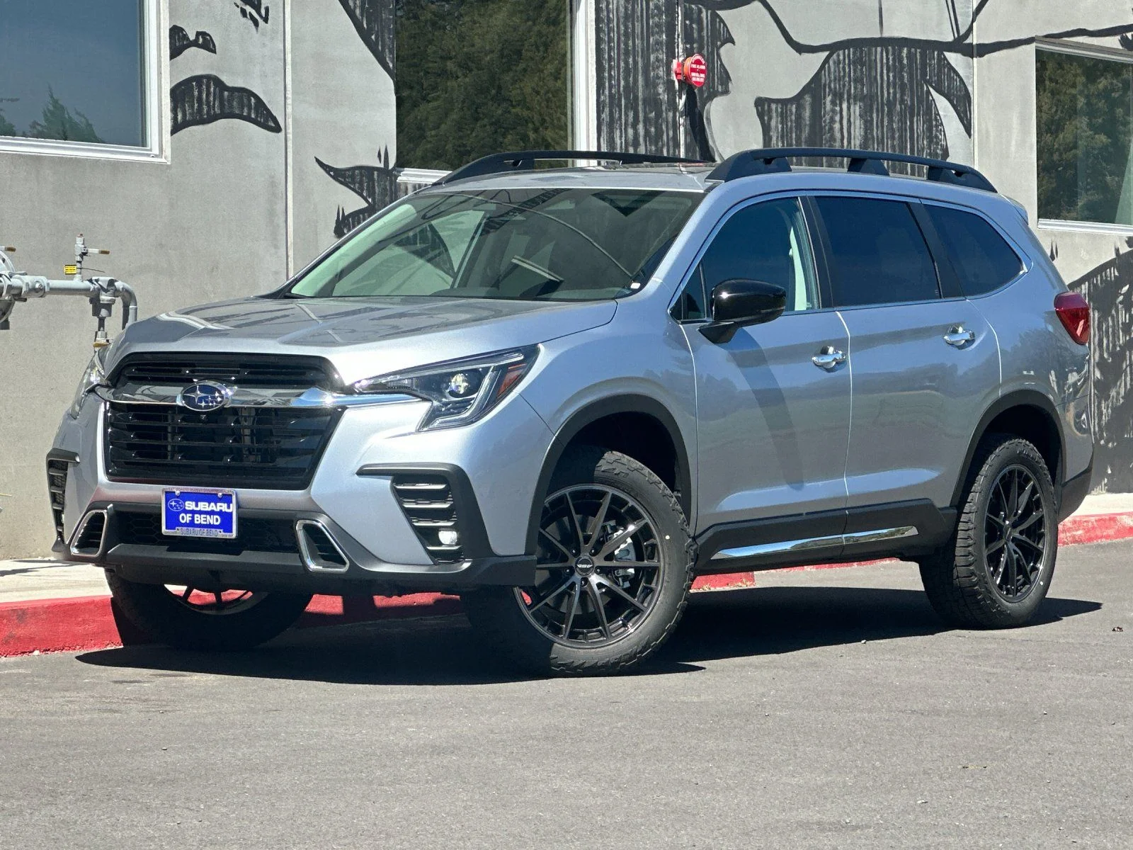 New 2026 ICE SILVER METALLIC Subaru Touring 7-Passenger image 2