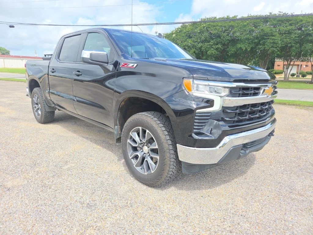 Used 2023 Black Chevrolet LT image 1