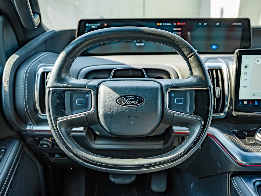 Used 2025 White Ford Platinum image 24