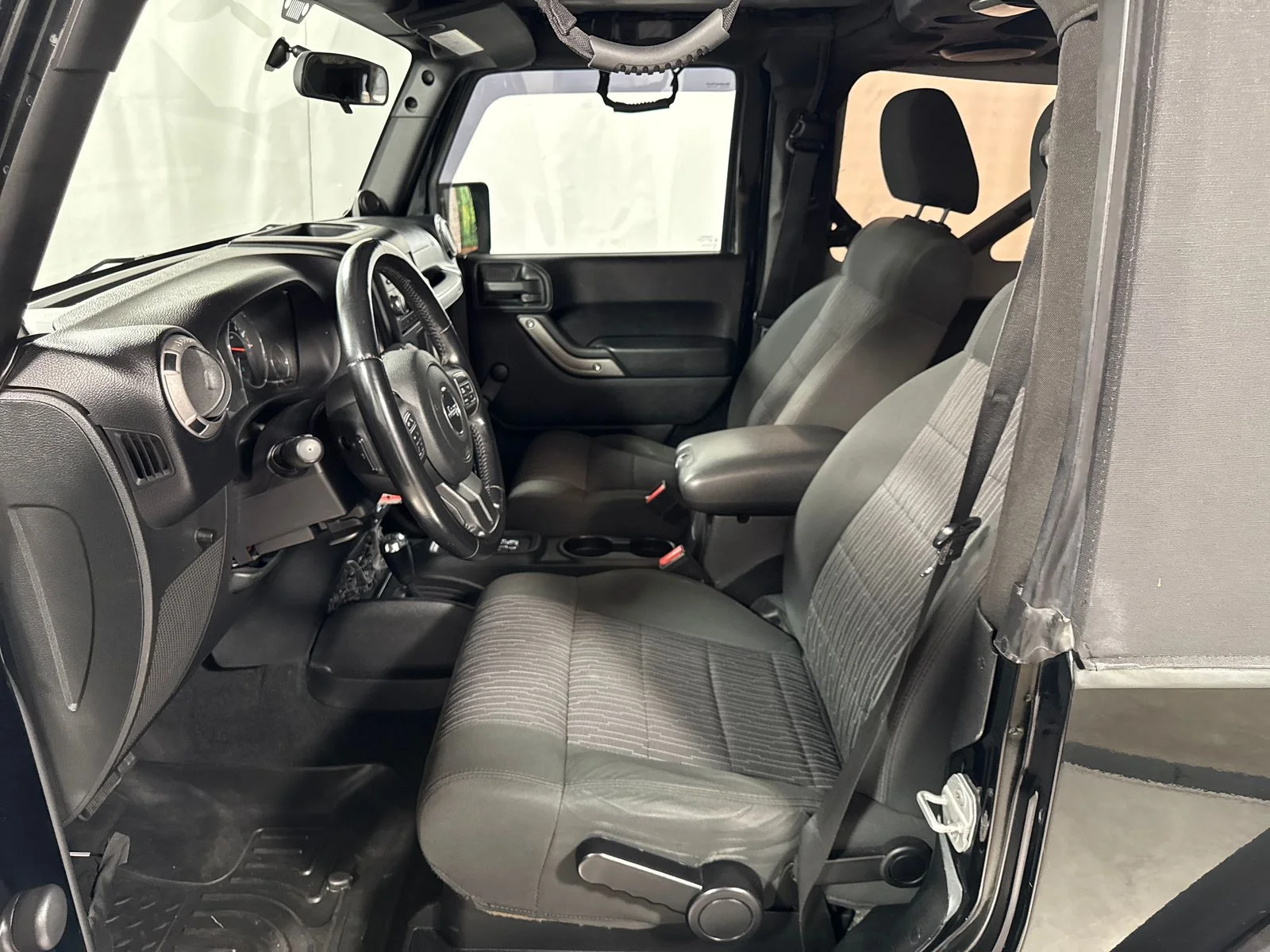Used 2012 Black / Forest Green Jeep Sport image 3