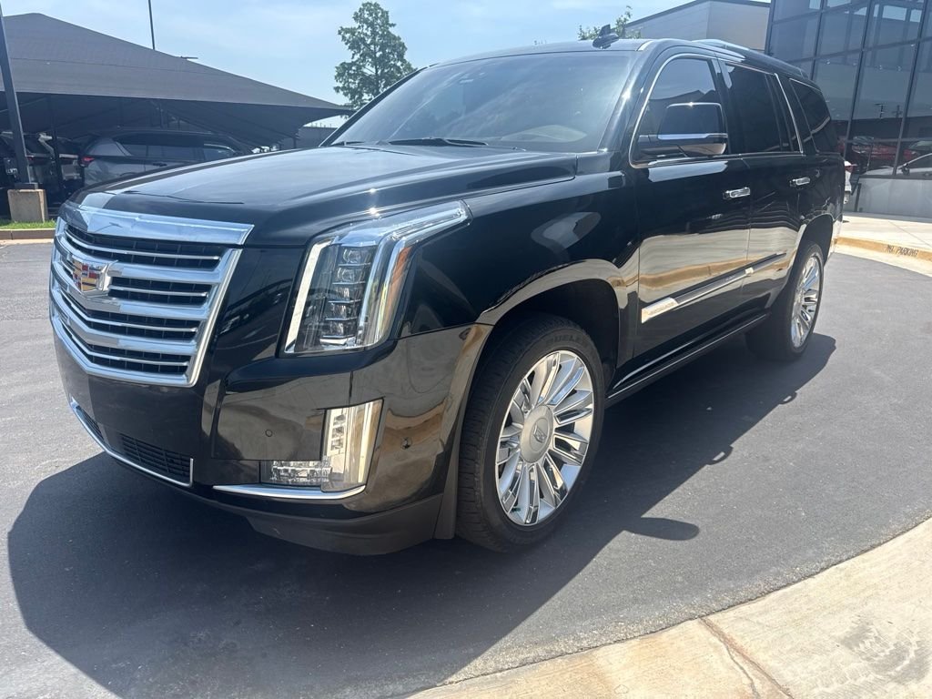2019 Cadillac Escalade AWD Platinum's photo