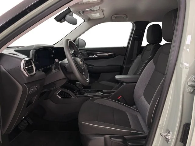 2025 Chevrolet Trailblazer LT - Photo 12