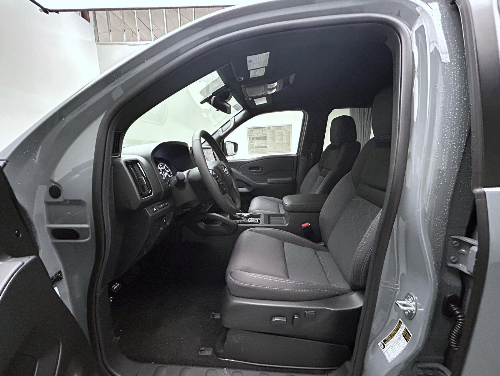 2026 Nissan Frontier SV - Photo 10