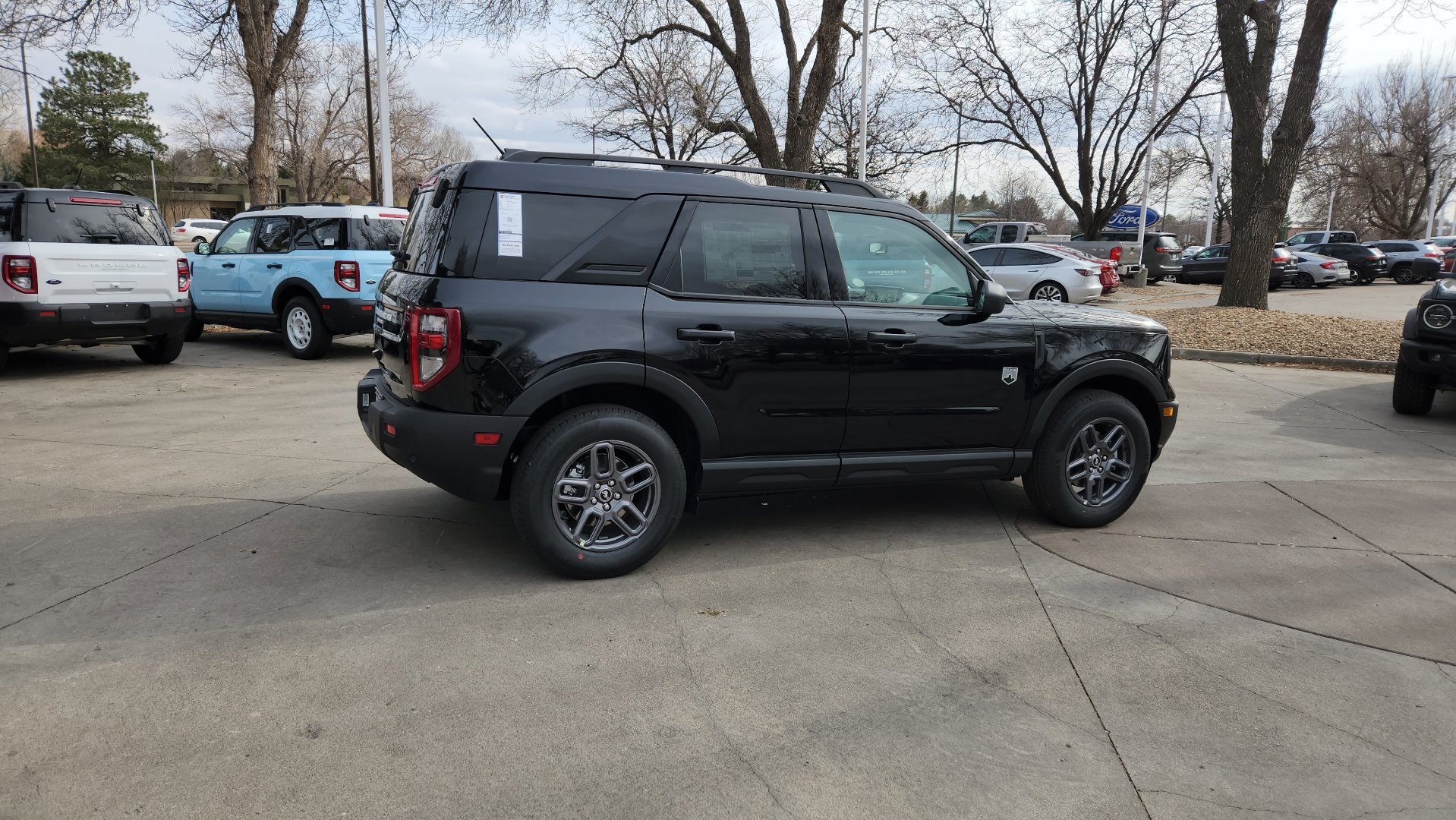 New 2025 Shadow Black Ford Big Bend image 15