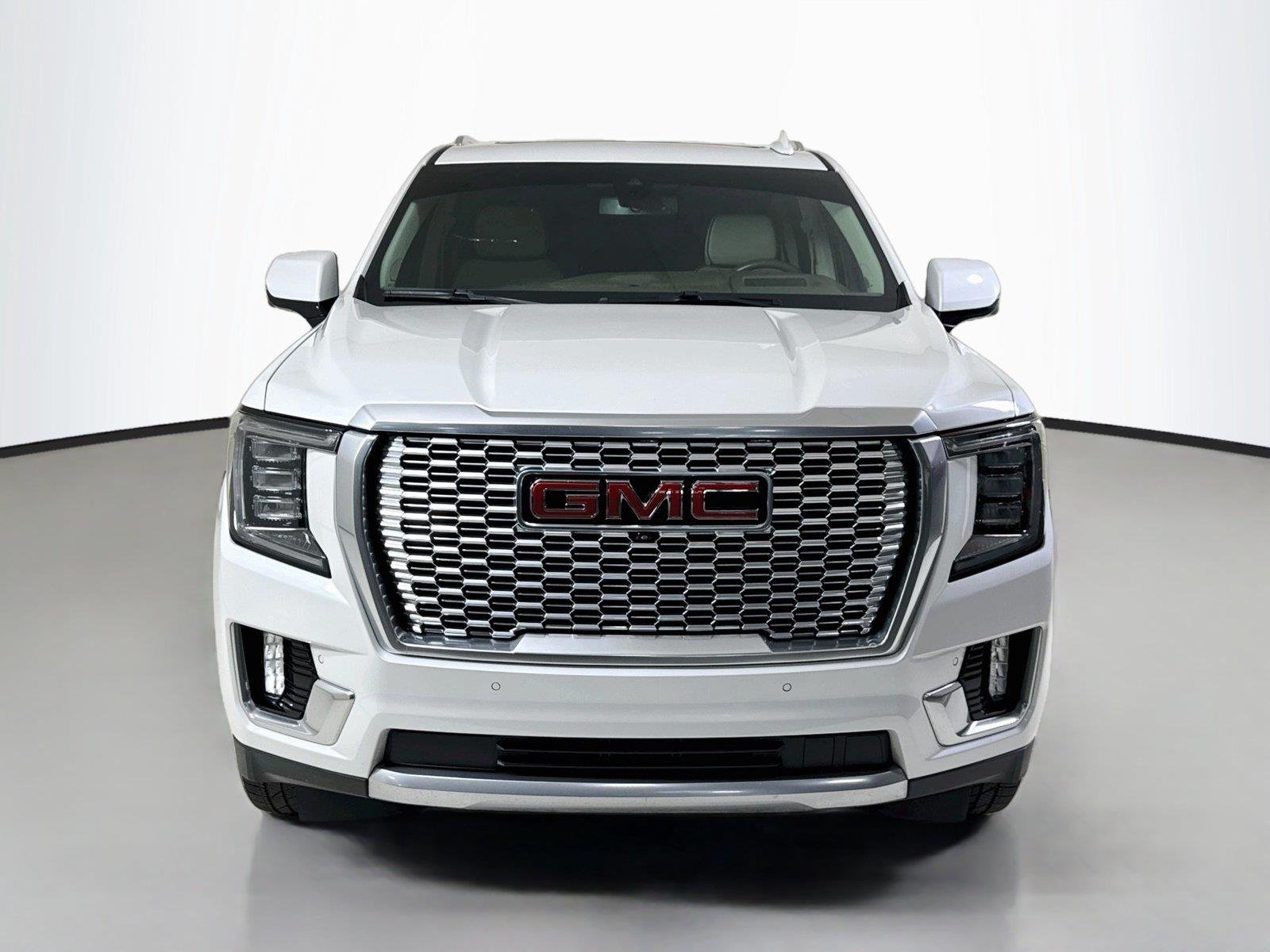 Used 2022 White Frost Tricoat GMC Denali | 22