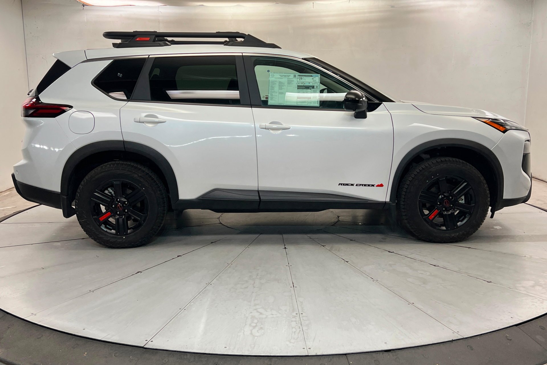 New 2026 Everest White Pearl TriCoat Nissan Rock Creek® image 7