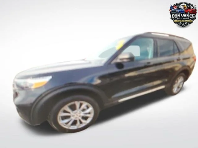 2023 Ford Explorer XLT 4WD's photo