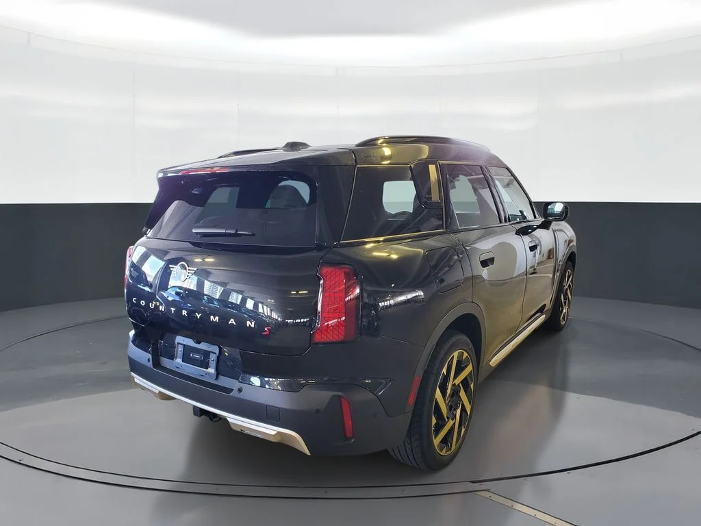 New 2027 Black MINI  image 3