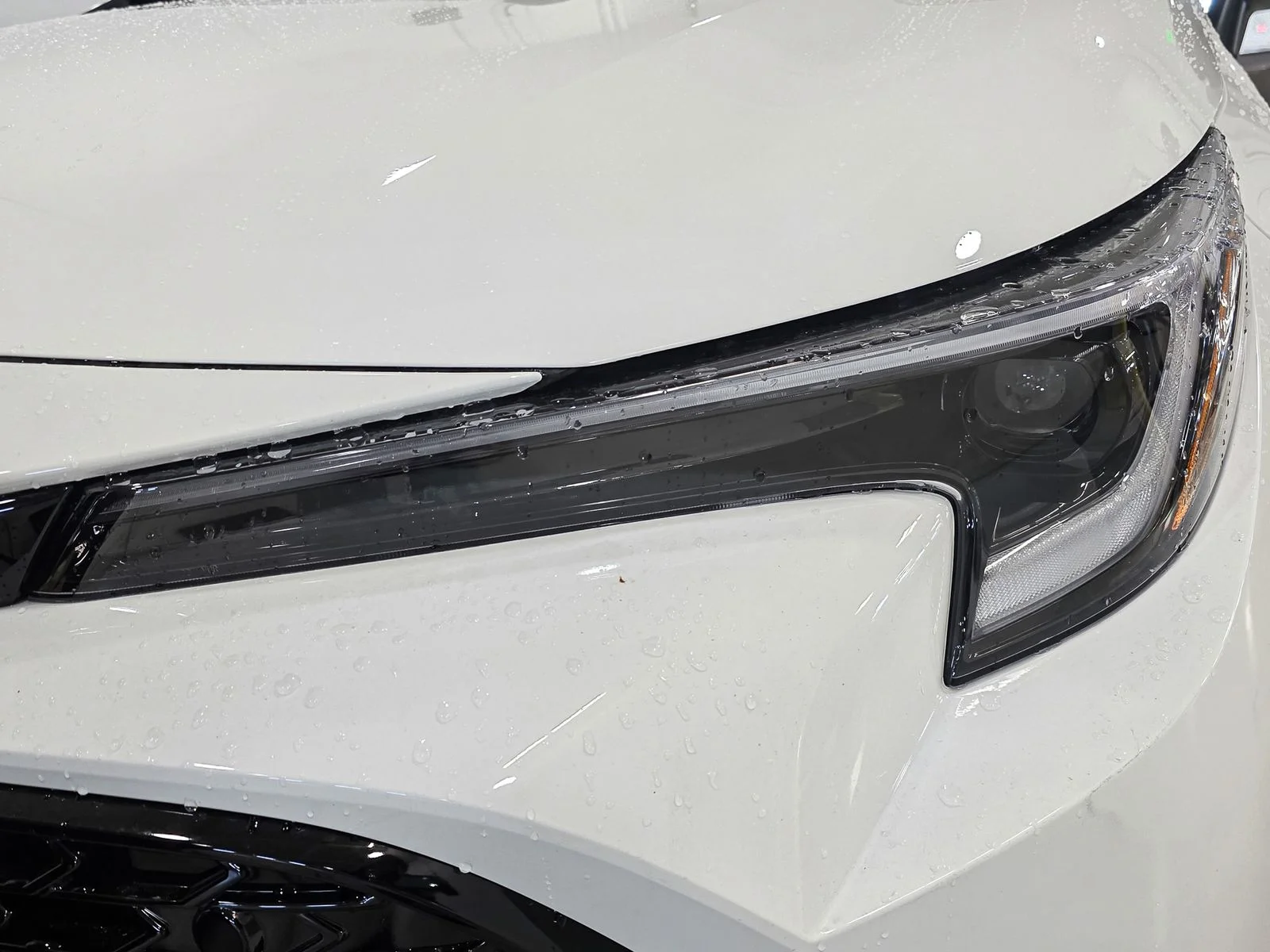 2026 Toyota Corolla Hatchback XSE - Photo 14