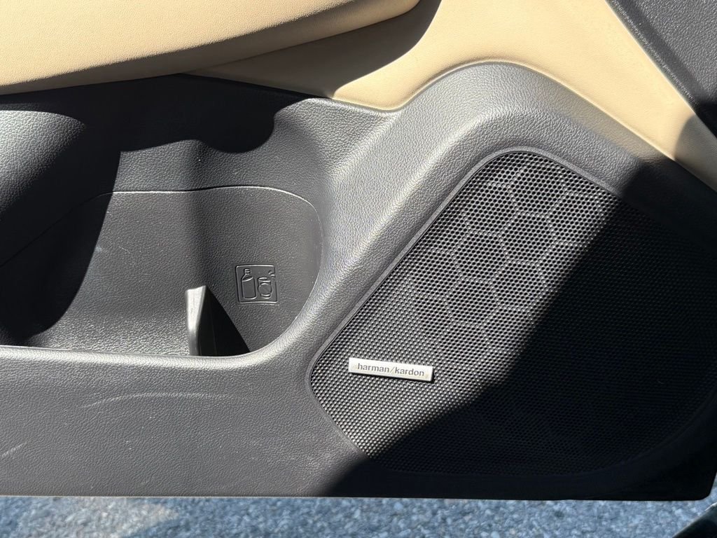 Used 2019 Black Subaru 2.5i image 21