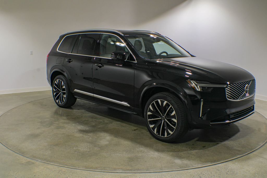 2026 Volvo XC90 Plus - Photo 7