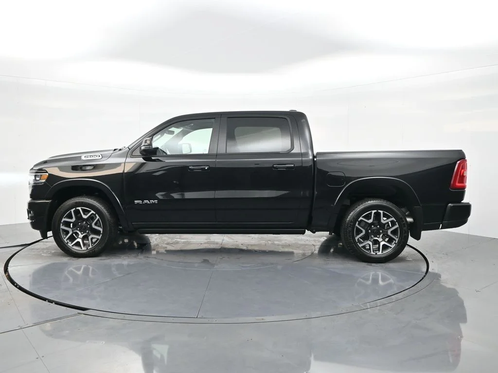 2026 RAM 1500 Laramie - Photo 10