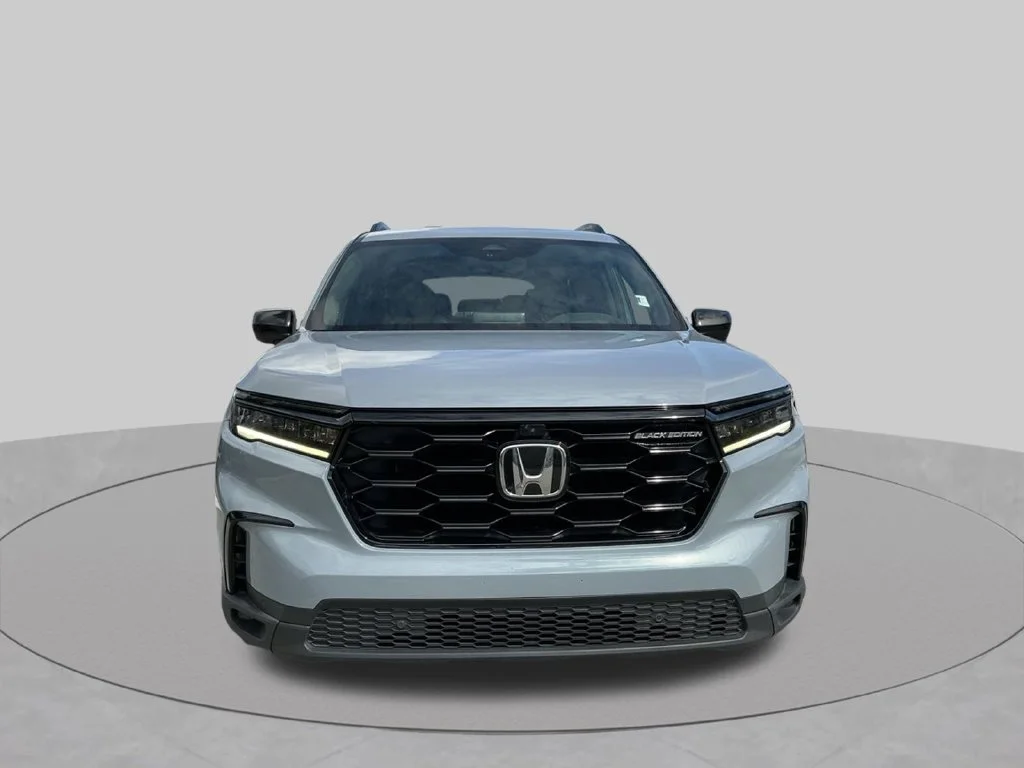 Used 2025  Honda Black Edition image 16