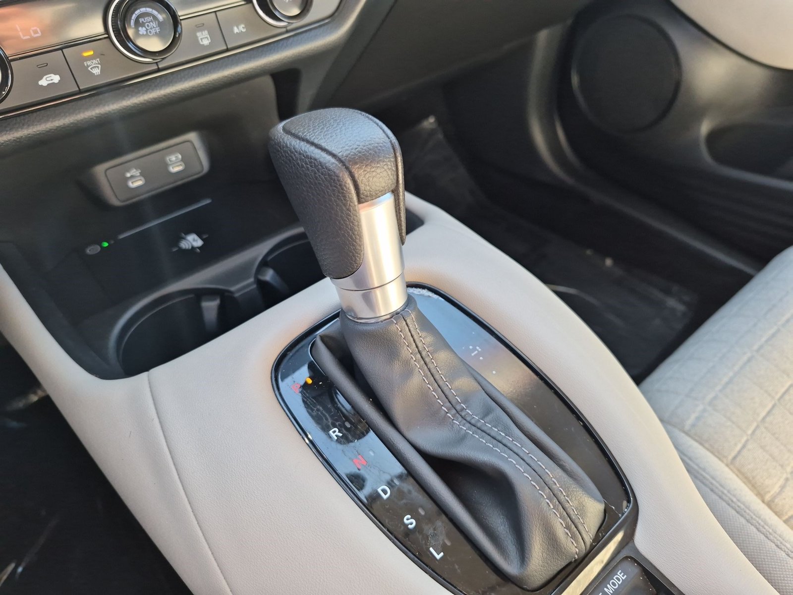 Used 2026 Modern Steel Metallic Honda LX image 12