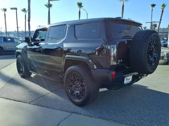 Used 2026 Void Black GMC 2X image 9