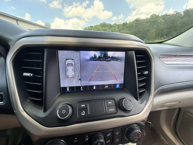 Used 2022 White GMC Denali image 28