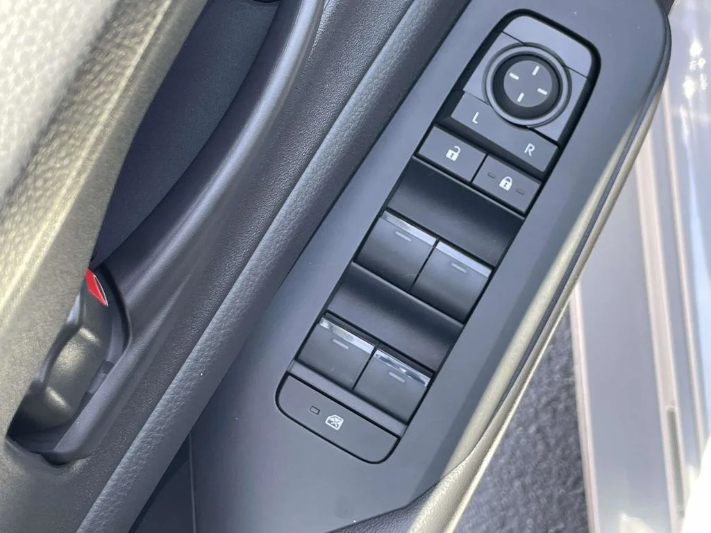 New 2026 Wind Chill Pearl Toyota SE image 26