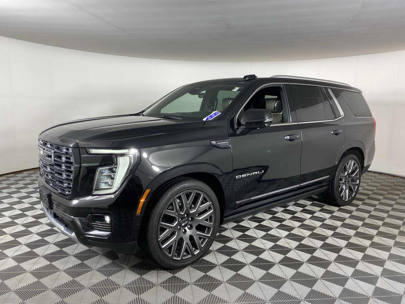 Used 2026 Onyx Black GMC Denali Ultimate image 3