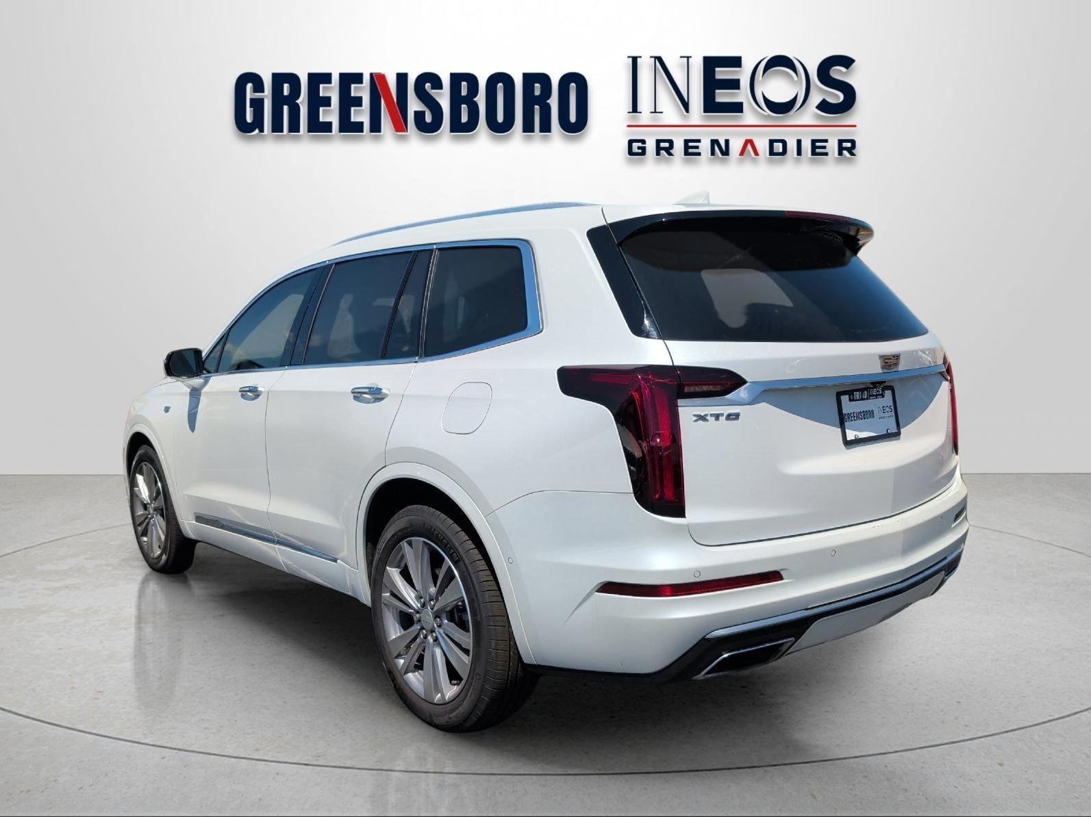 Used 2023 Crystal White Tricoat Cadillac FWD Premium Luxury image 3