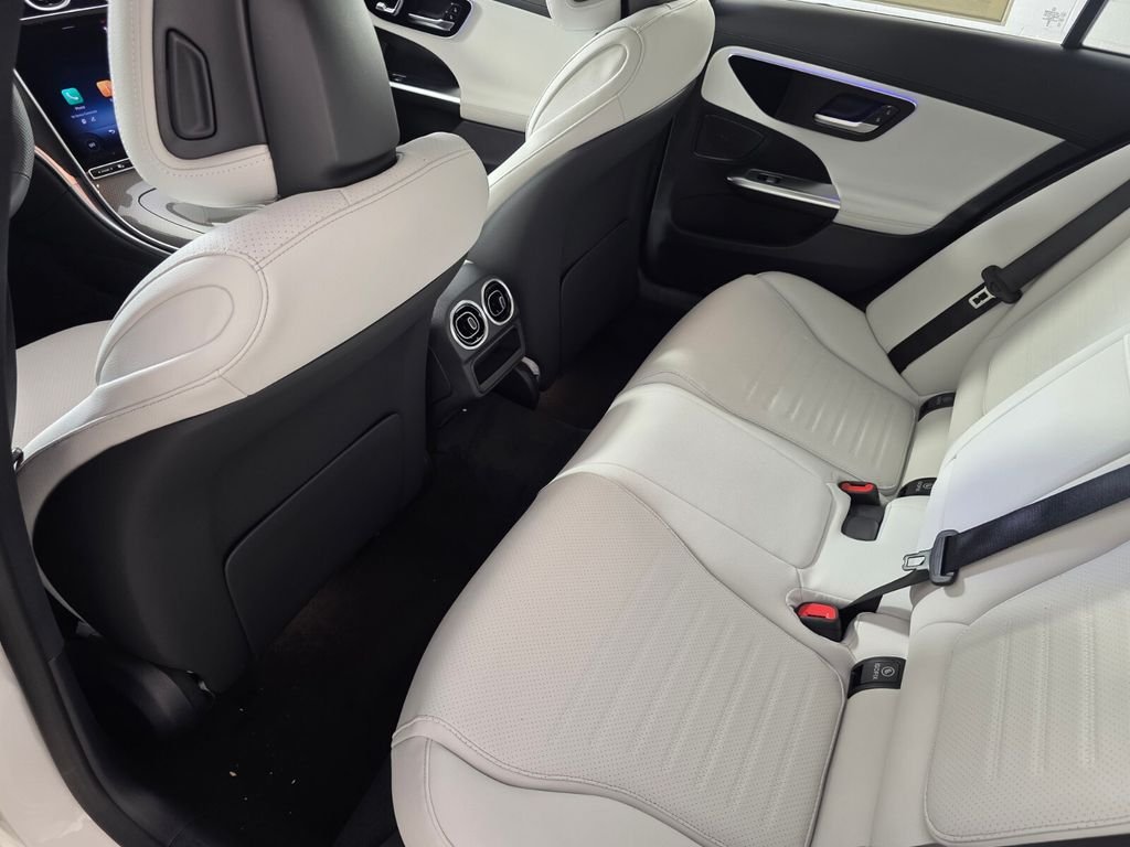 New 2026 Polar White Mercedes-Benz C 300 image 12