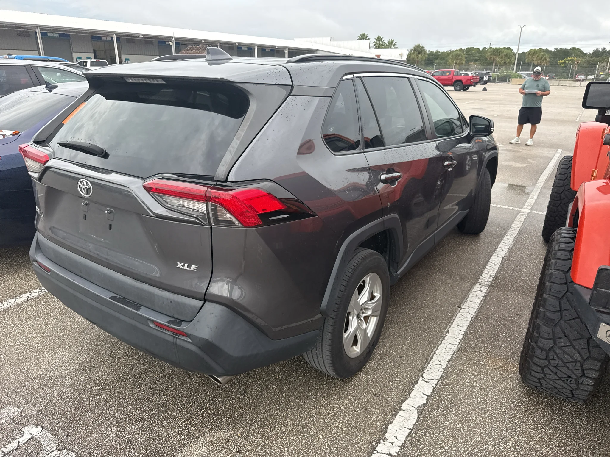 Used 2019 Magnetic Gray Metallic Toyota XLE image 2