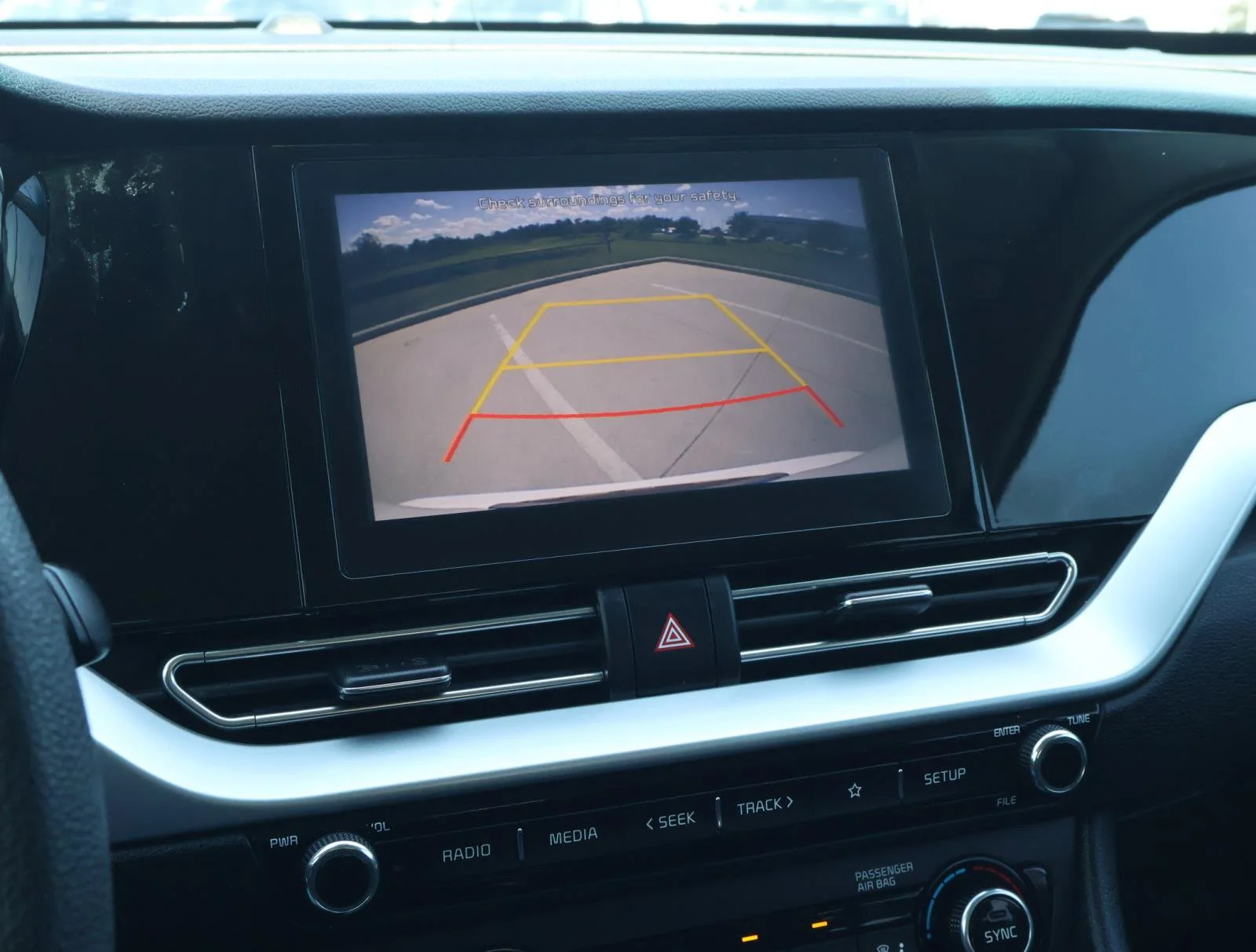 Used 2021 Snow White Pearl Kia LX image 23