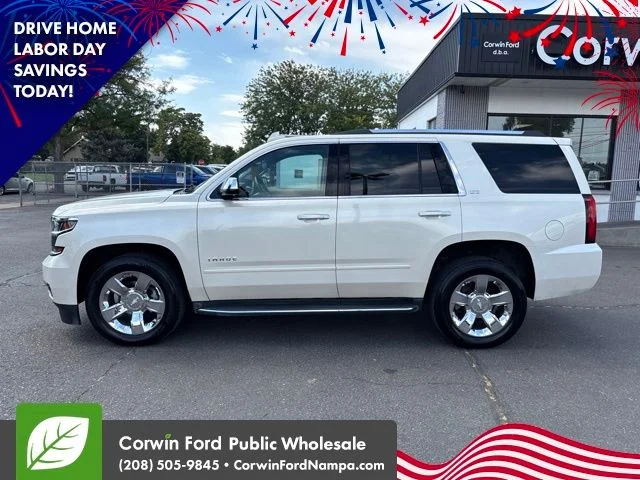 Used 2015 White Diamond Clearcoat Chevrolet  image 8