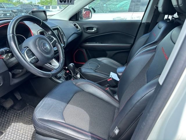 Certified Used 2019 White Jeep Trailhawk image 4