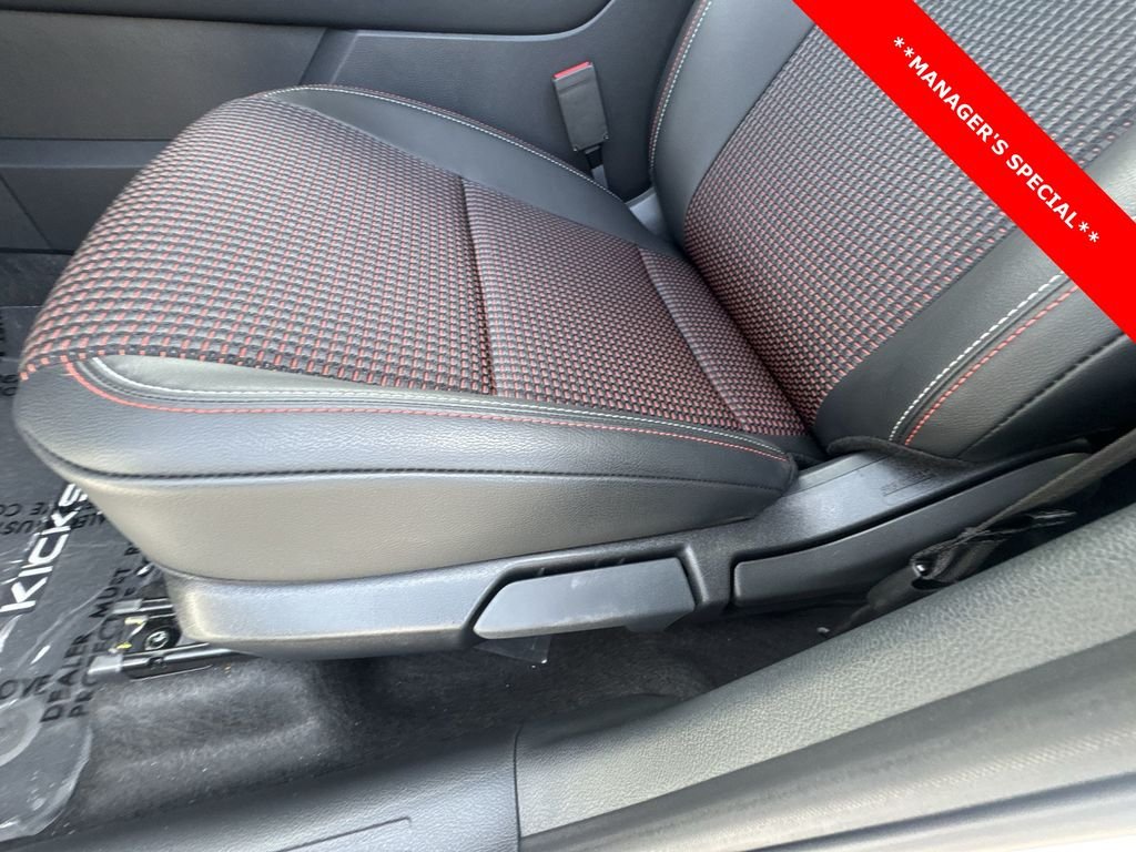 2025 Nissan Kicks SR AWD - Photo 12
