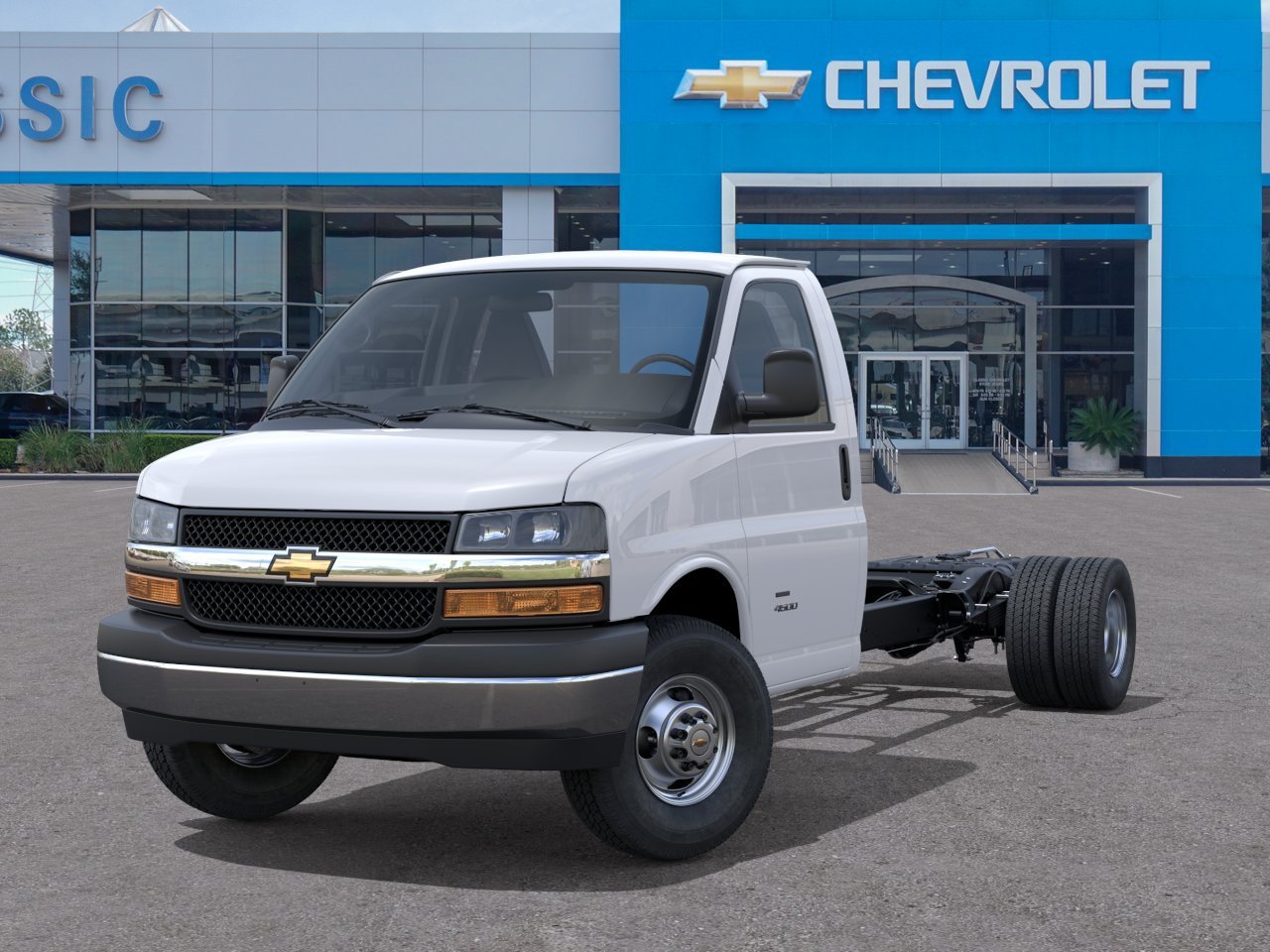New 2026 Summit White Chevrolet 1WT image 6