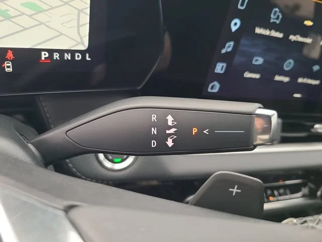New 2027 Mosaic Black Metallic Chevrolet LT image 34