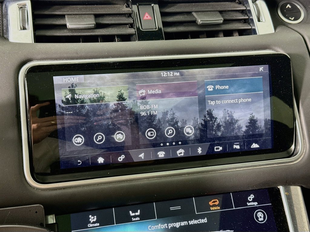 Certified Used 2019 Silver Land Rover HST image 16
