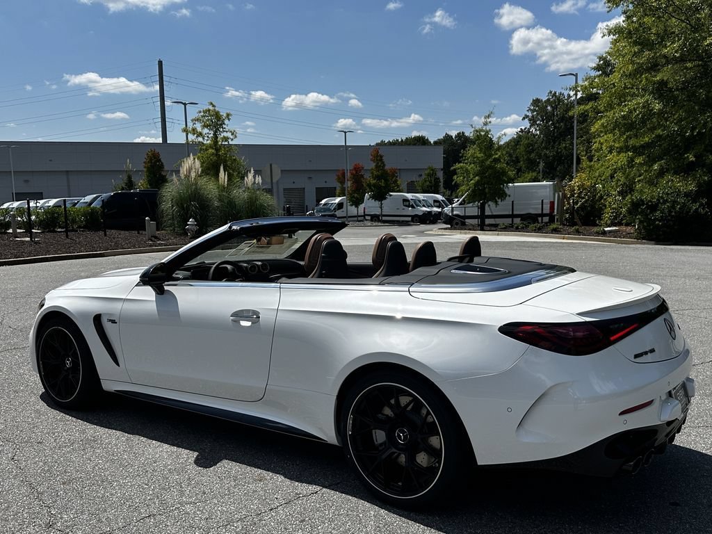 New 2027 MANUFAKTUR Moonlight White Metallic Mercedes-Benz AMG® CLE 53 image 39
