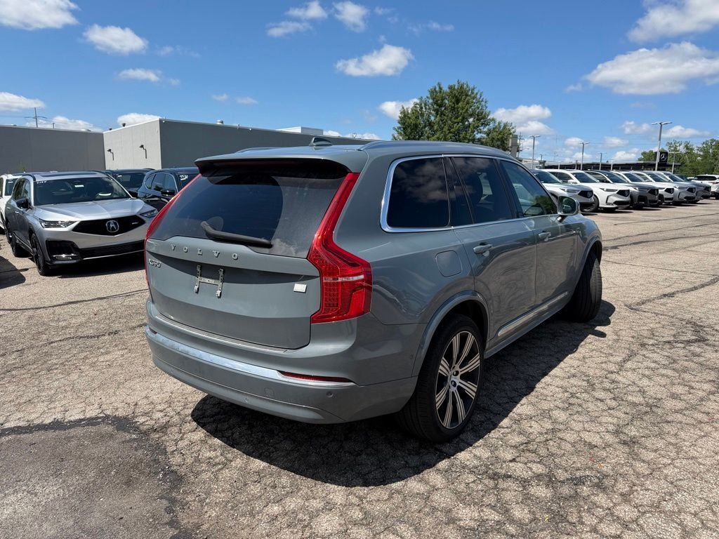 Certified Used 2023 Gray Metallic Volvo T8 Plus Bright Theme 7 Passenger image 5