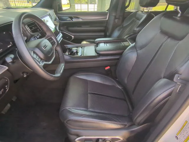Used 2024 White Jeep Series II image 12