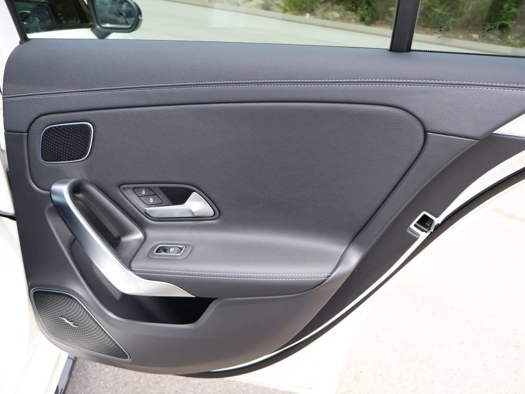 Used 2020 Polar White Mercedes-Benz Base image 17