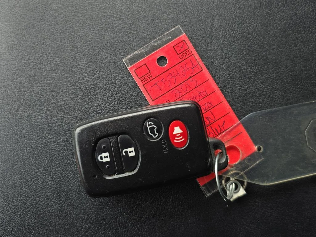 Used 2013 Gray Toyota Limited image 17