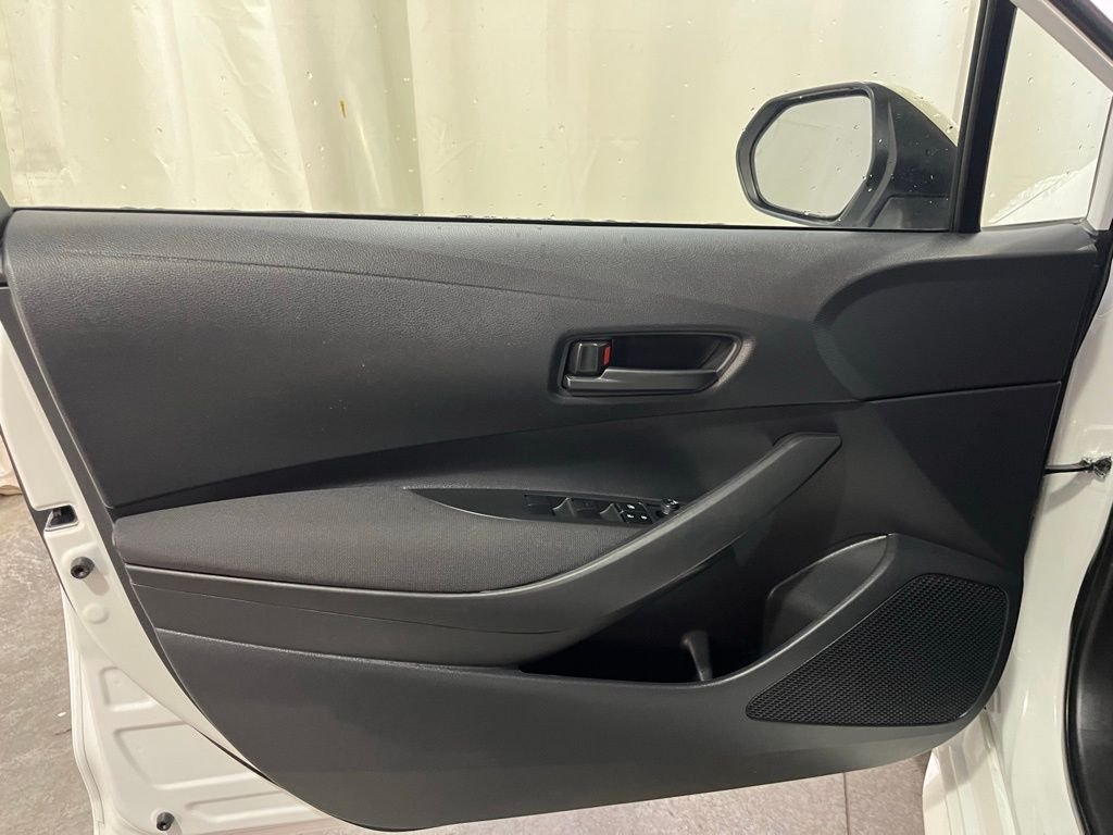 2024 Toyota Corolla LE - Photo 9