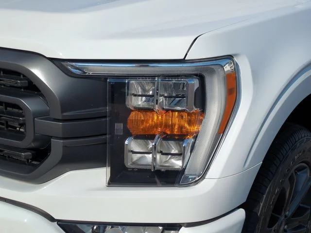 Used 2023 White Ford XLT image 9