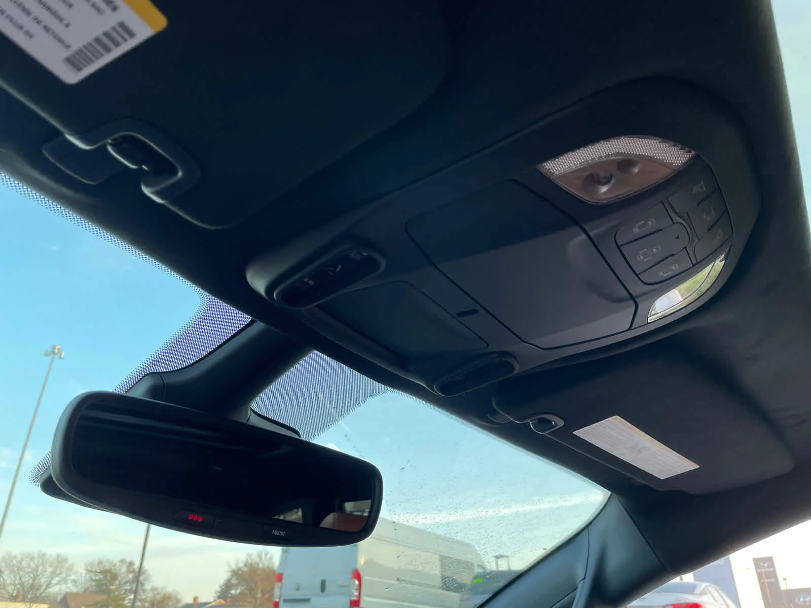New 2026 Bright White Clearcoat Chrysler Pinnacle image 34