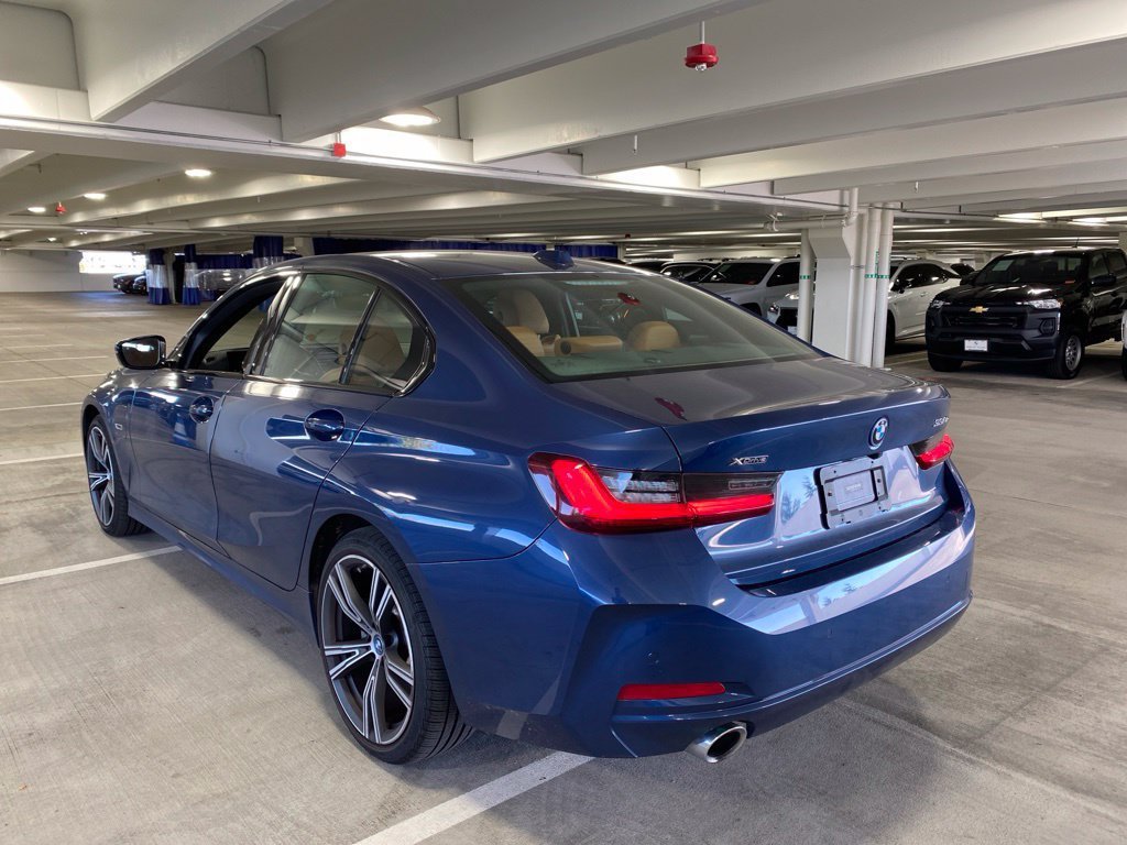 Used 2023 Phytonic Blue Metallic BMW 330e xDrive image 3