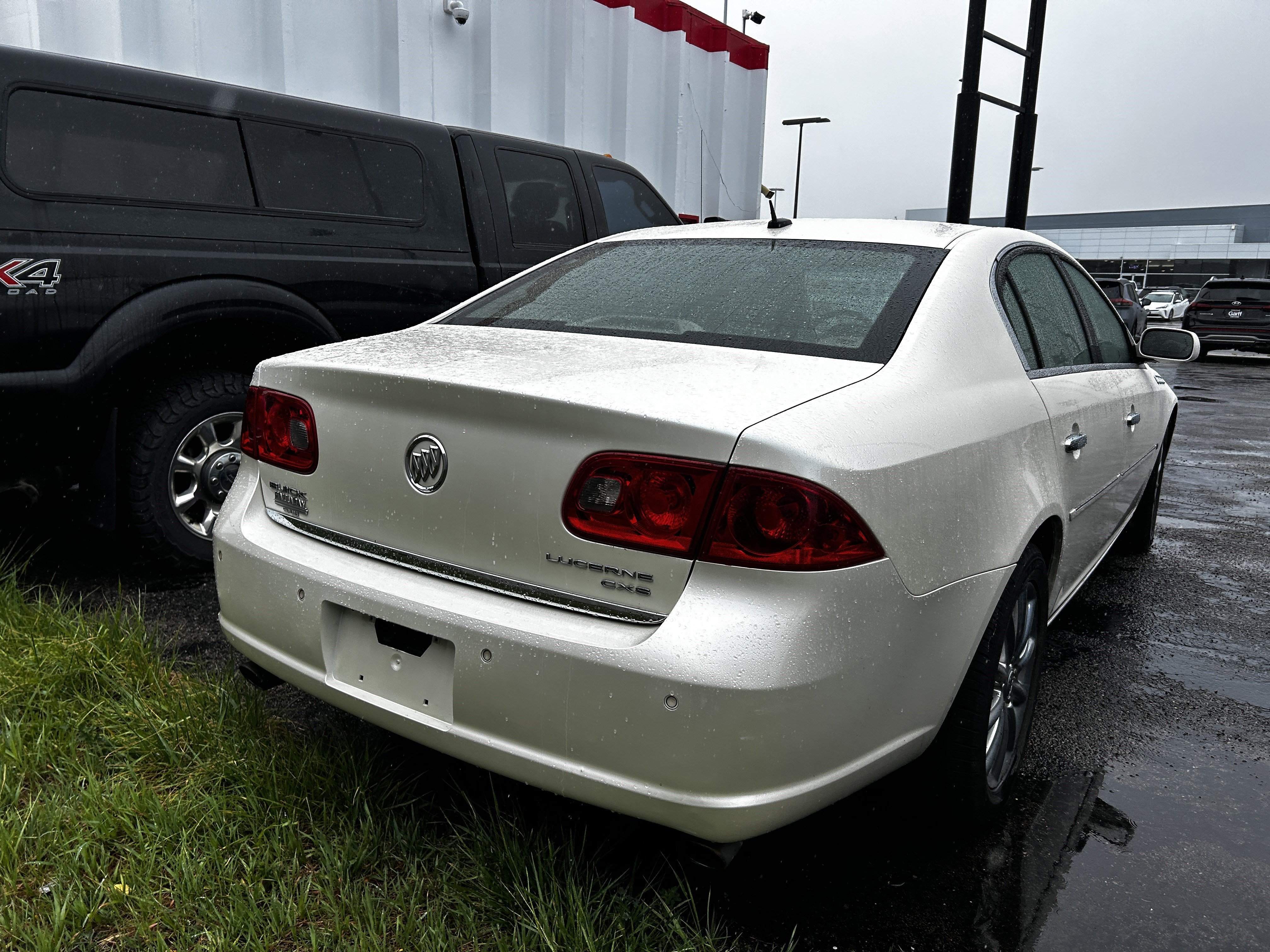 2008 Buick Lucerne CXS's photo