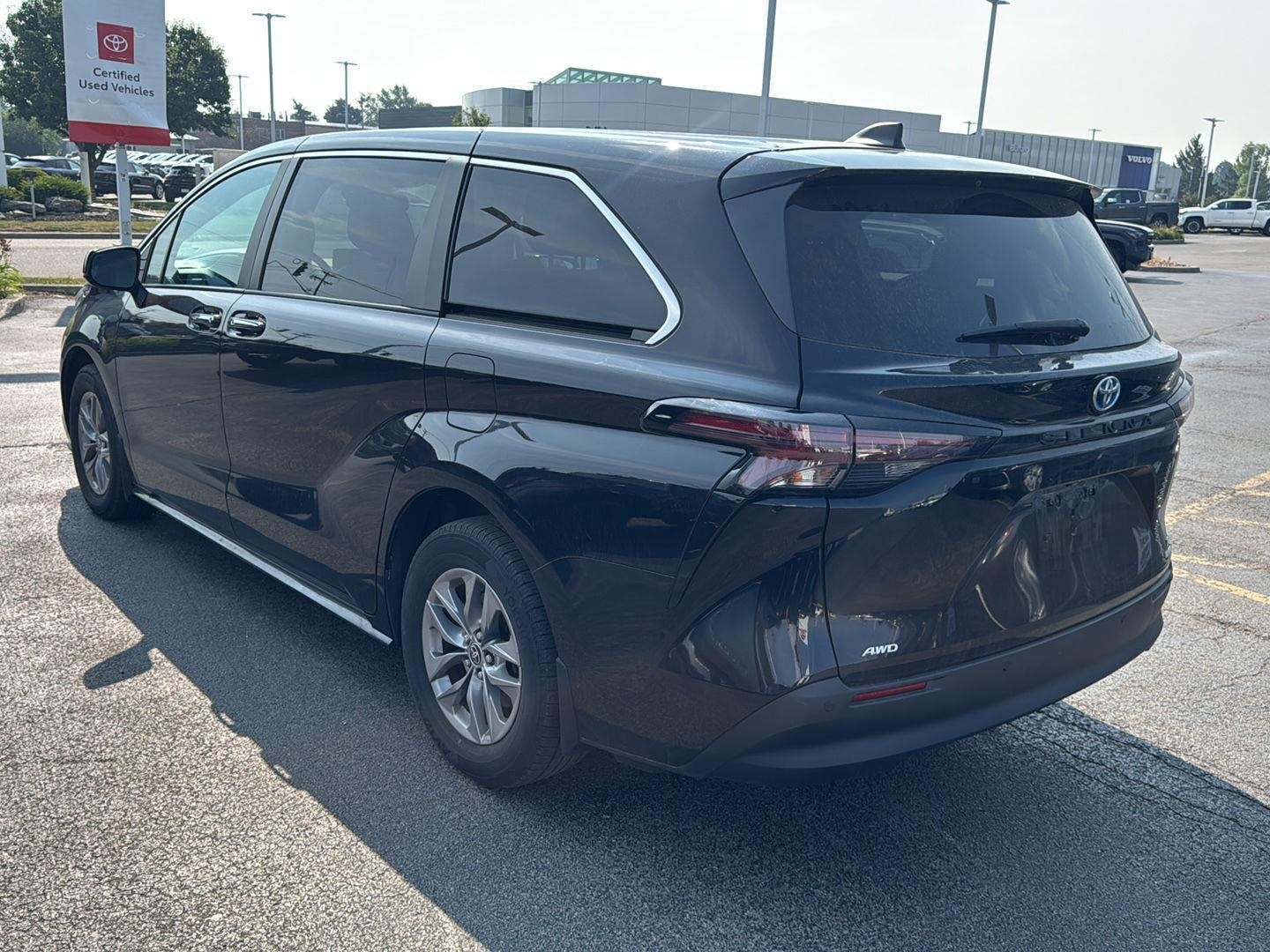 Used 2023 Midnight Black Metallic Toyota XLE image 4