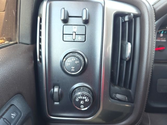 Used 2016 Blue Chevrolet LTZ image 18