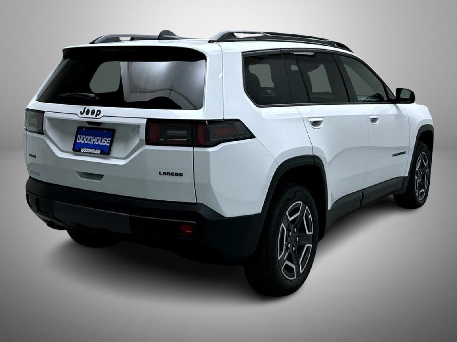New 2026 Bright White Clear-Coat Exterior Paint Jeep Laredo image 5